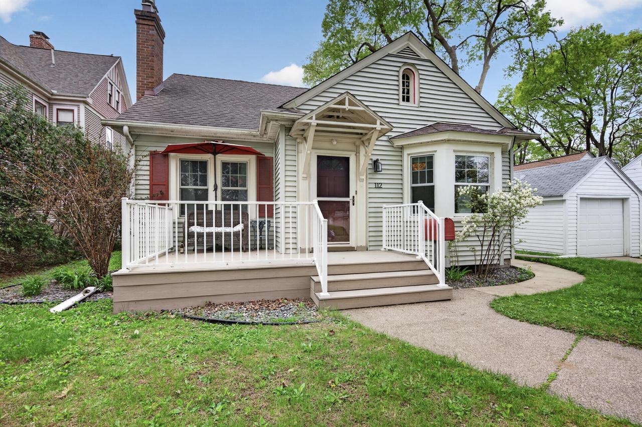 112 14th St, La Crosse, WI 54601