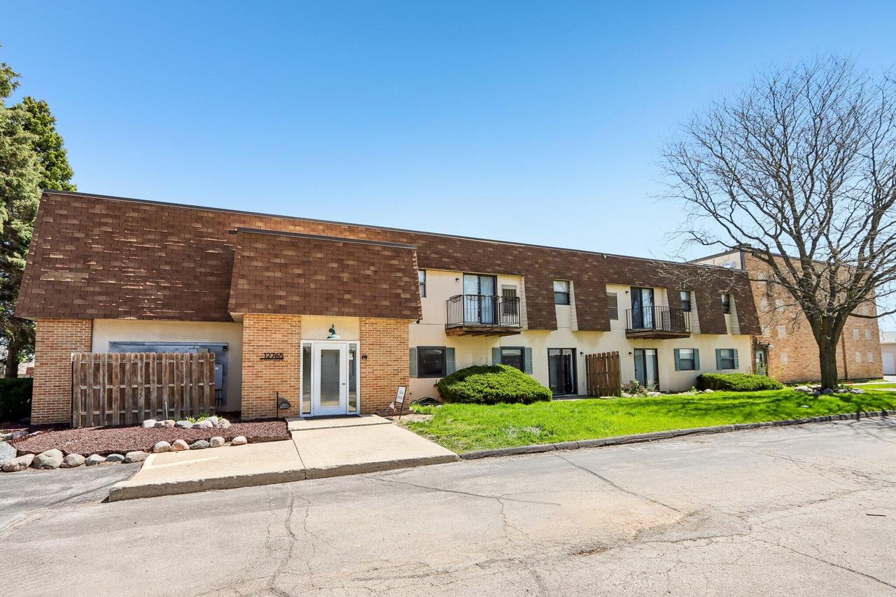12765 W Hampton Ave #103, Butler, WI 53007