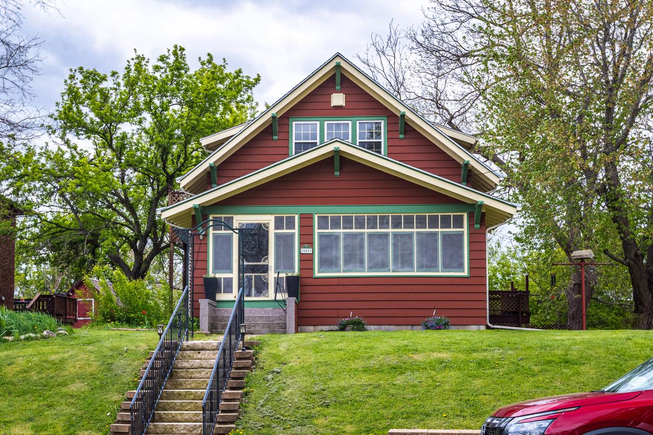 20057 W Ridge Ave, Galesville, WI 54630