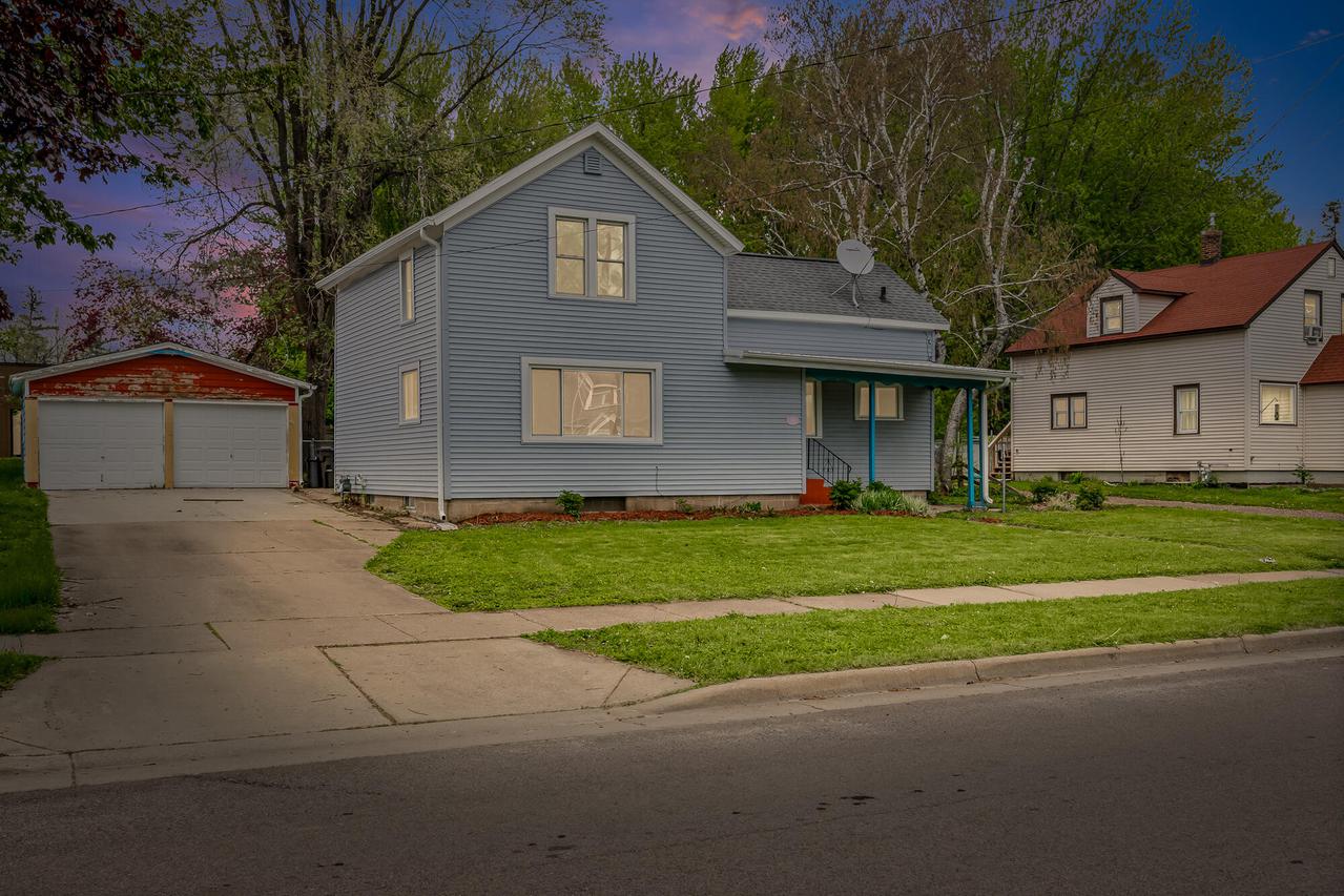702 Central Ave, Sparta, WI 54656