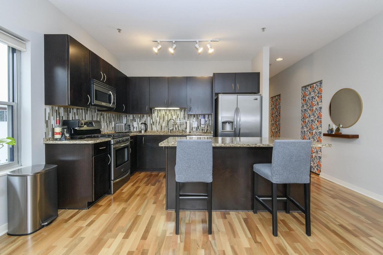 1902 N Commerce St #308, Milwaukee, WI 53212