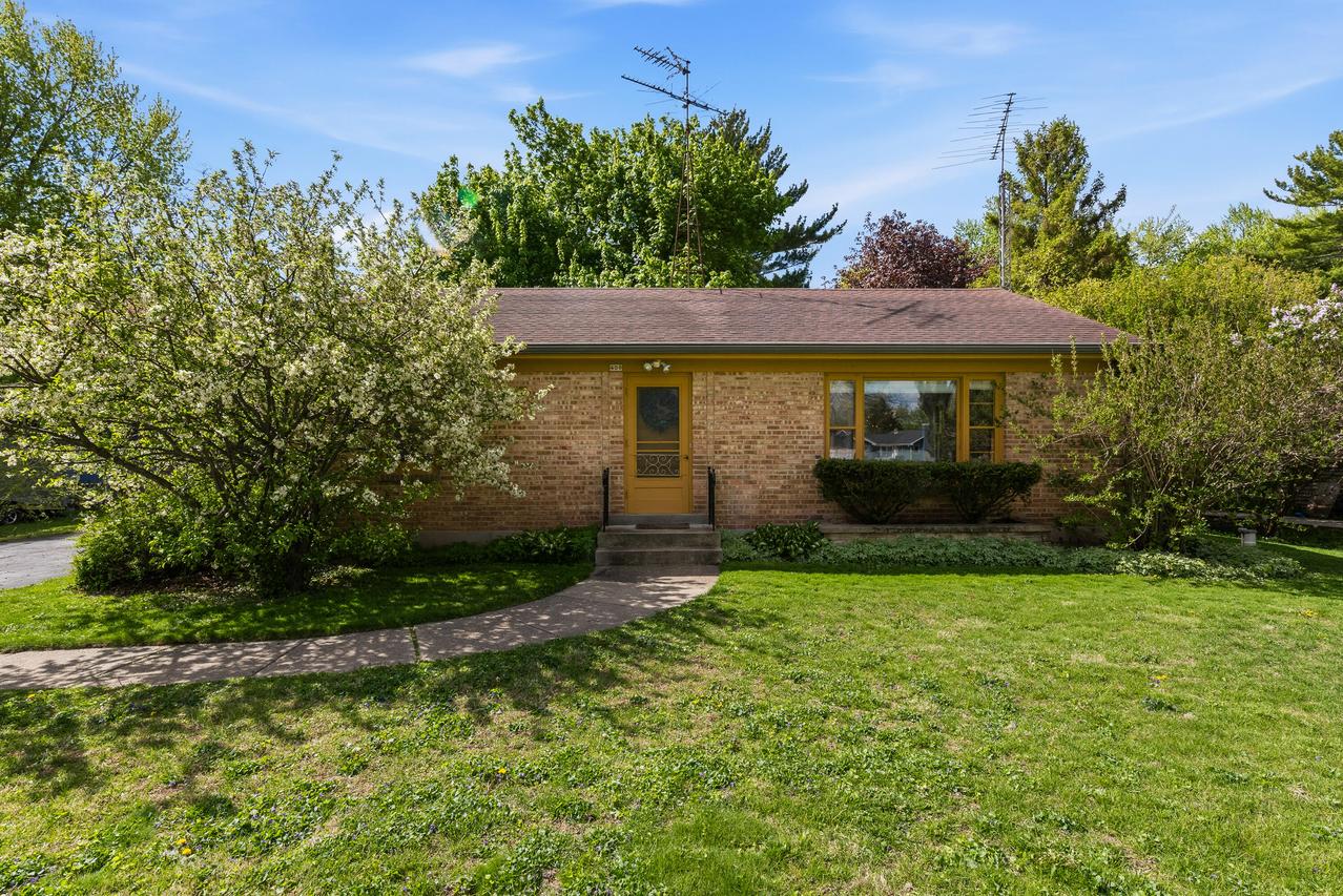 409 Breezy St, Delavan, WI 53115