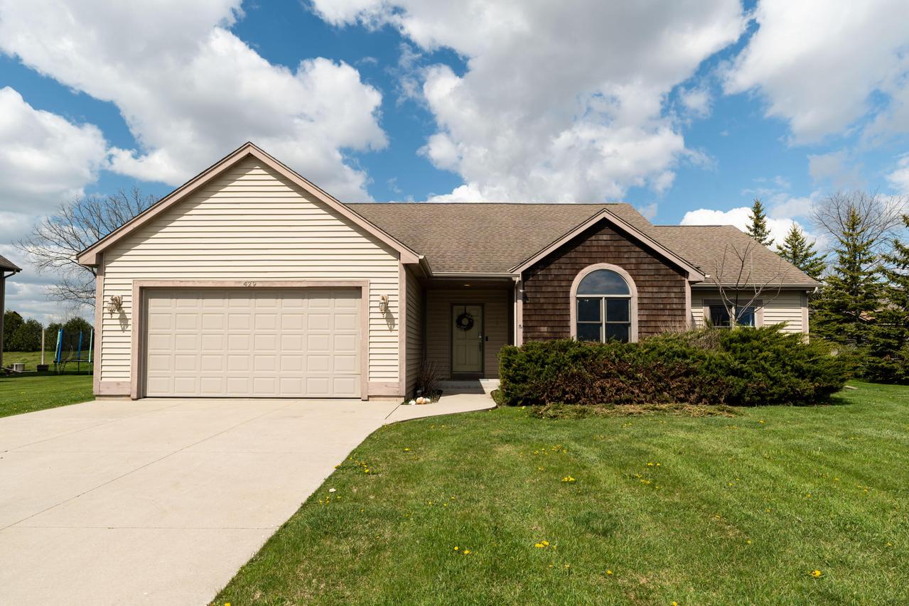 429 S Heritage St, Belgium, WI 53004
