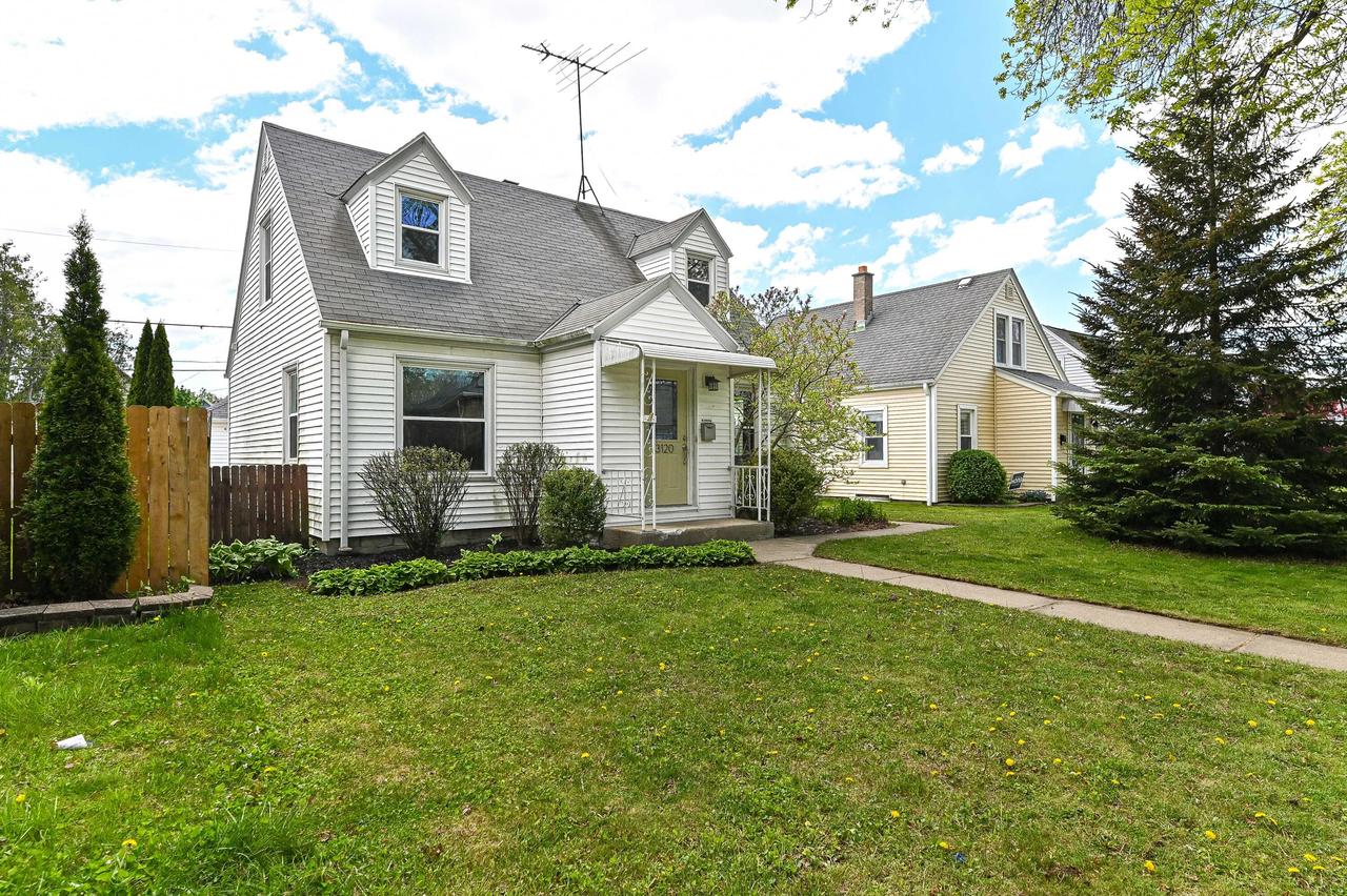 3120 S Austin St, Milwaukee, WI 53207