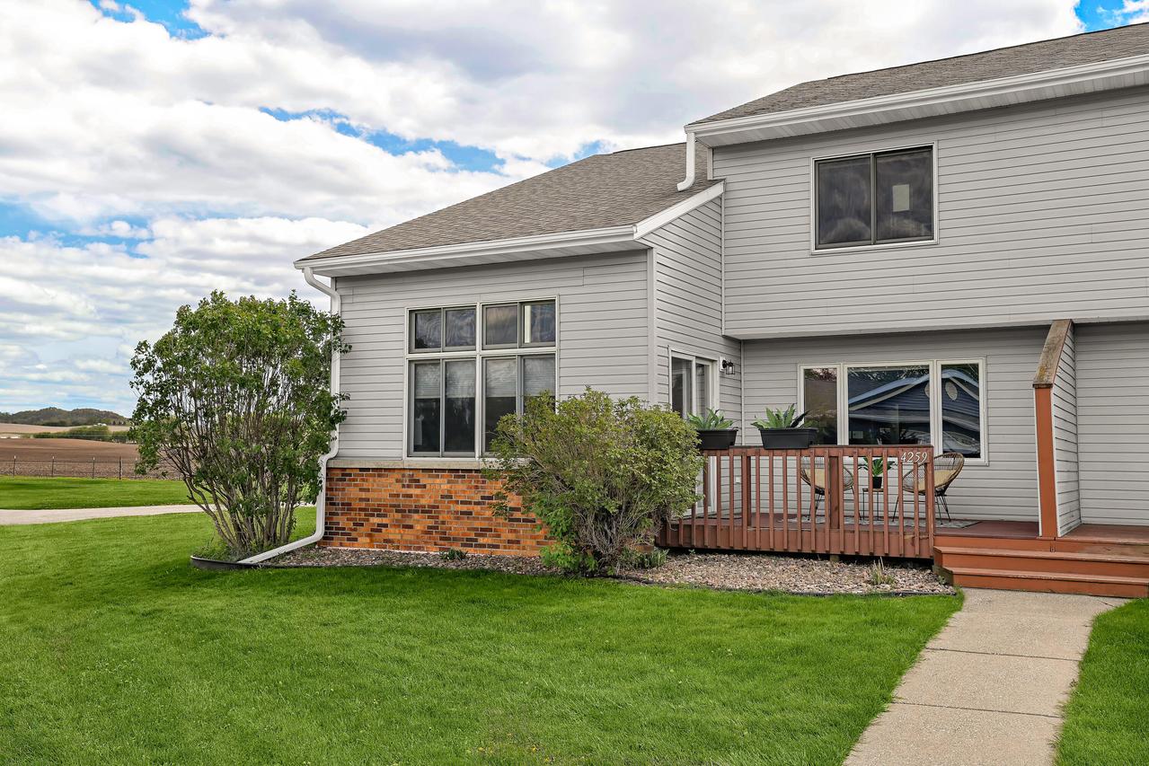 W4259 Ceresa Dr, Hamilton, WI 54669