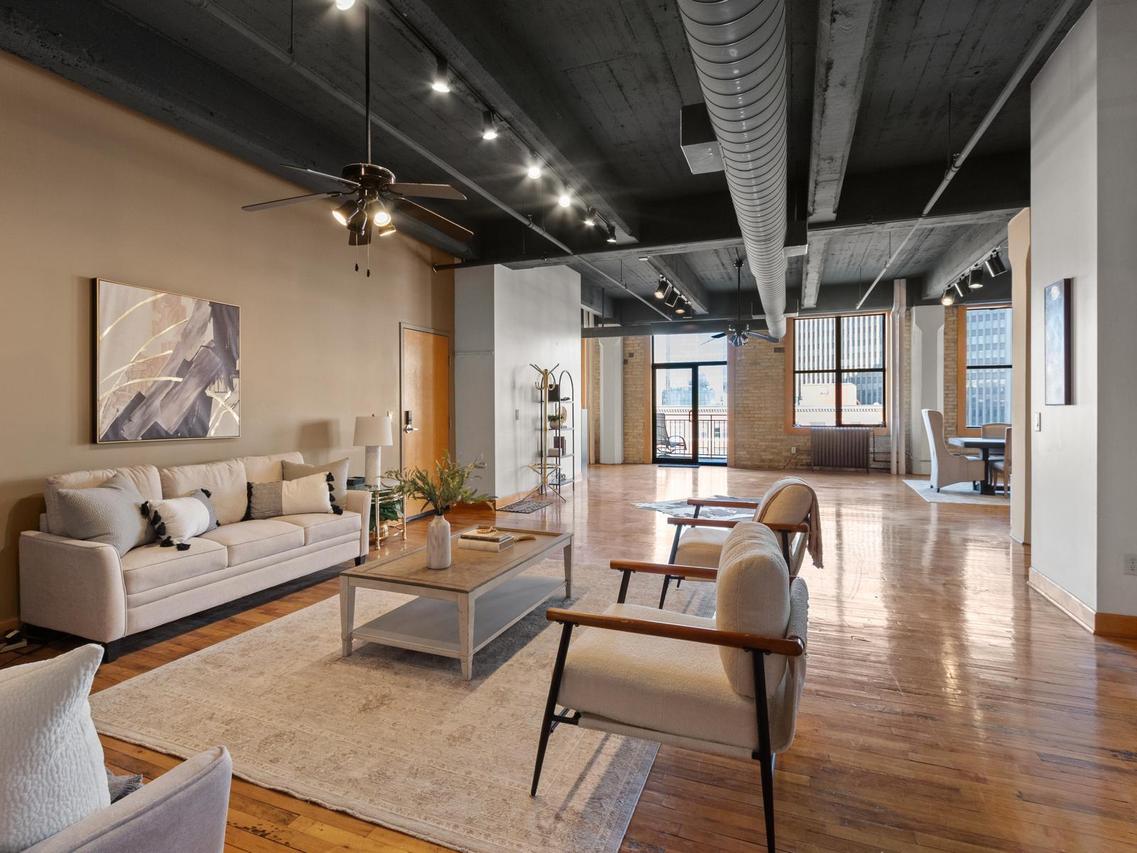 730 N Plankinton Ave #8C, Milwaukee, WI 53203