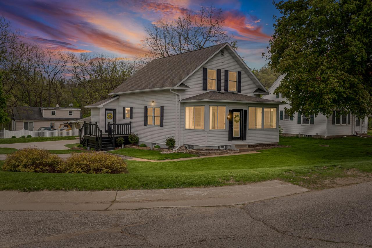 S3586 Chicken Valley, Buffalo, WI 54629