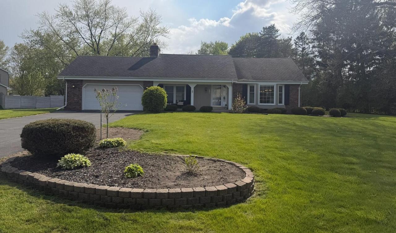 3148 Fenceline Rd, Caledonia, WI 53406