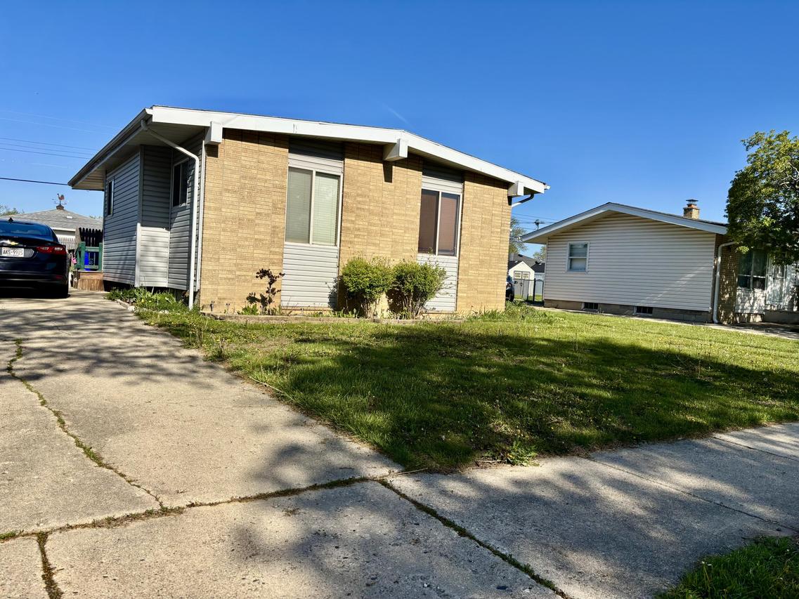 1868 19th Ave, Kenosha, WI 53140