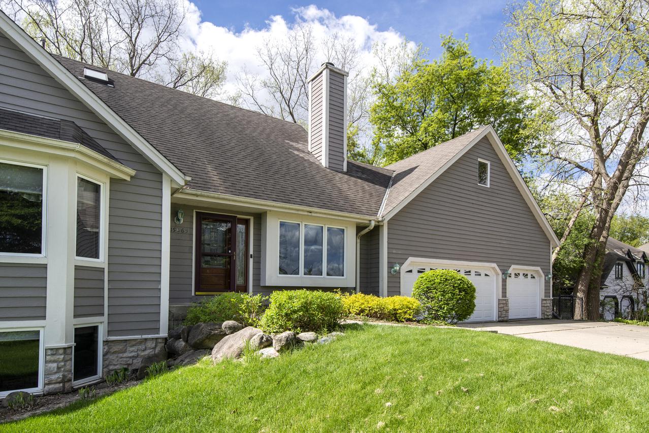19065 Hiview Dr #2, Brookfield, WI 53045