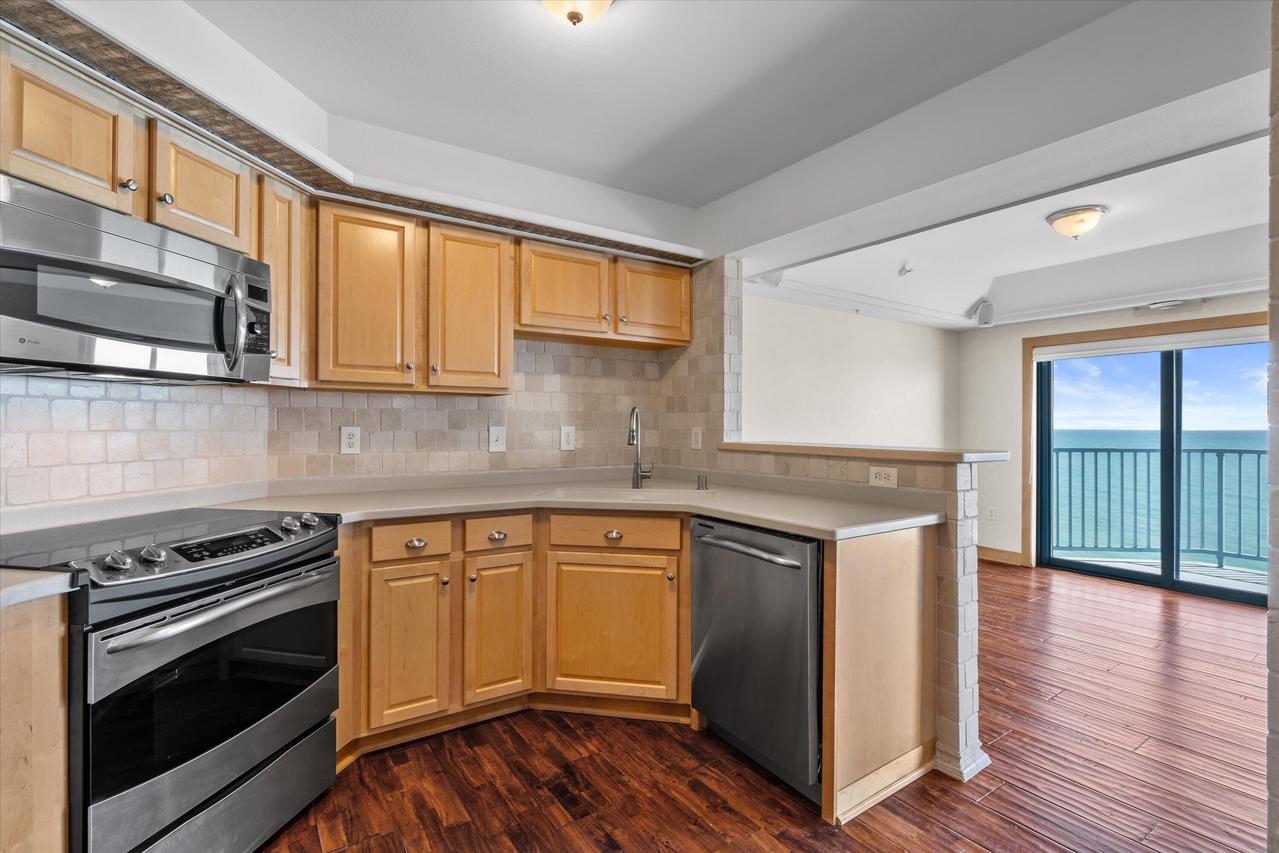 415 N Lake St #702, Port Washington, WI 53074