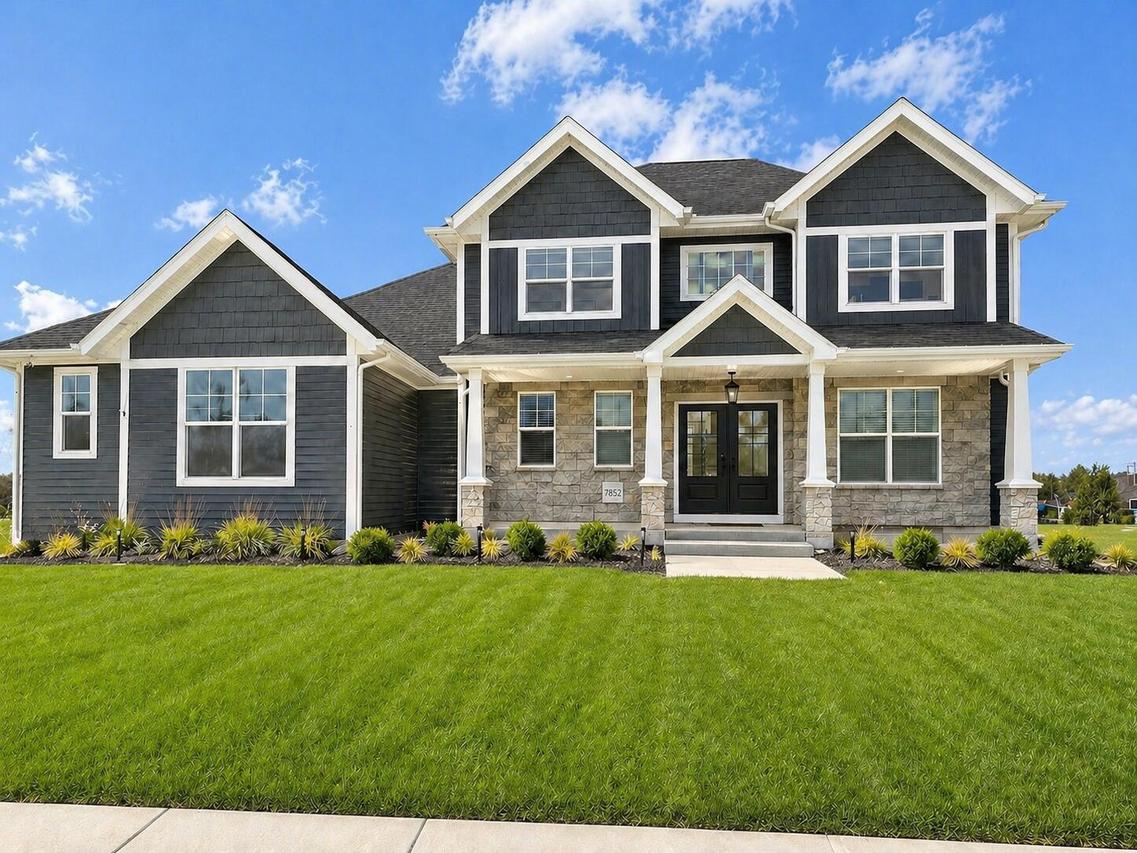 7852 W Preserve Pkwy, Mequon, WI 53097