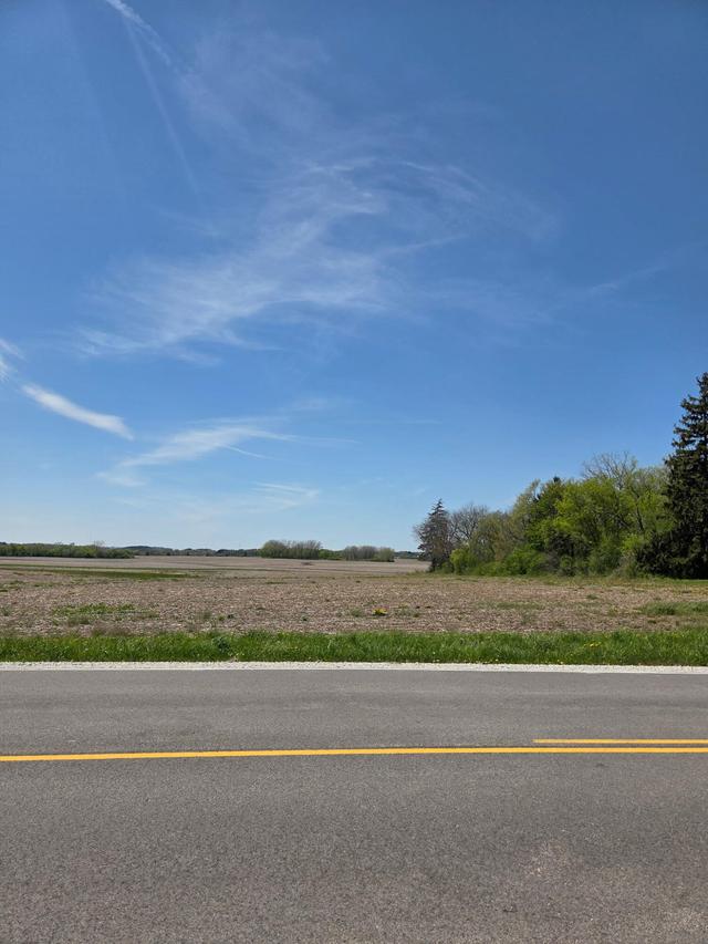 4200 Nicholson Rd, Caledonia, WI 53126
