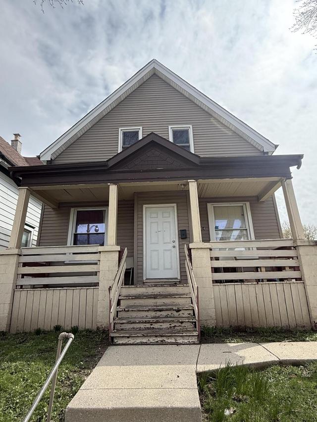 2864 N 26th St, Milwaukee, WI 53206