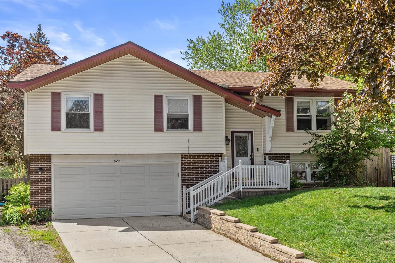 6650 124th St, Pleasant Prairie, WI 53158