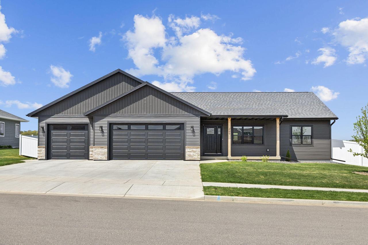 269 Weston Rd, Holmen, WI 54636