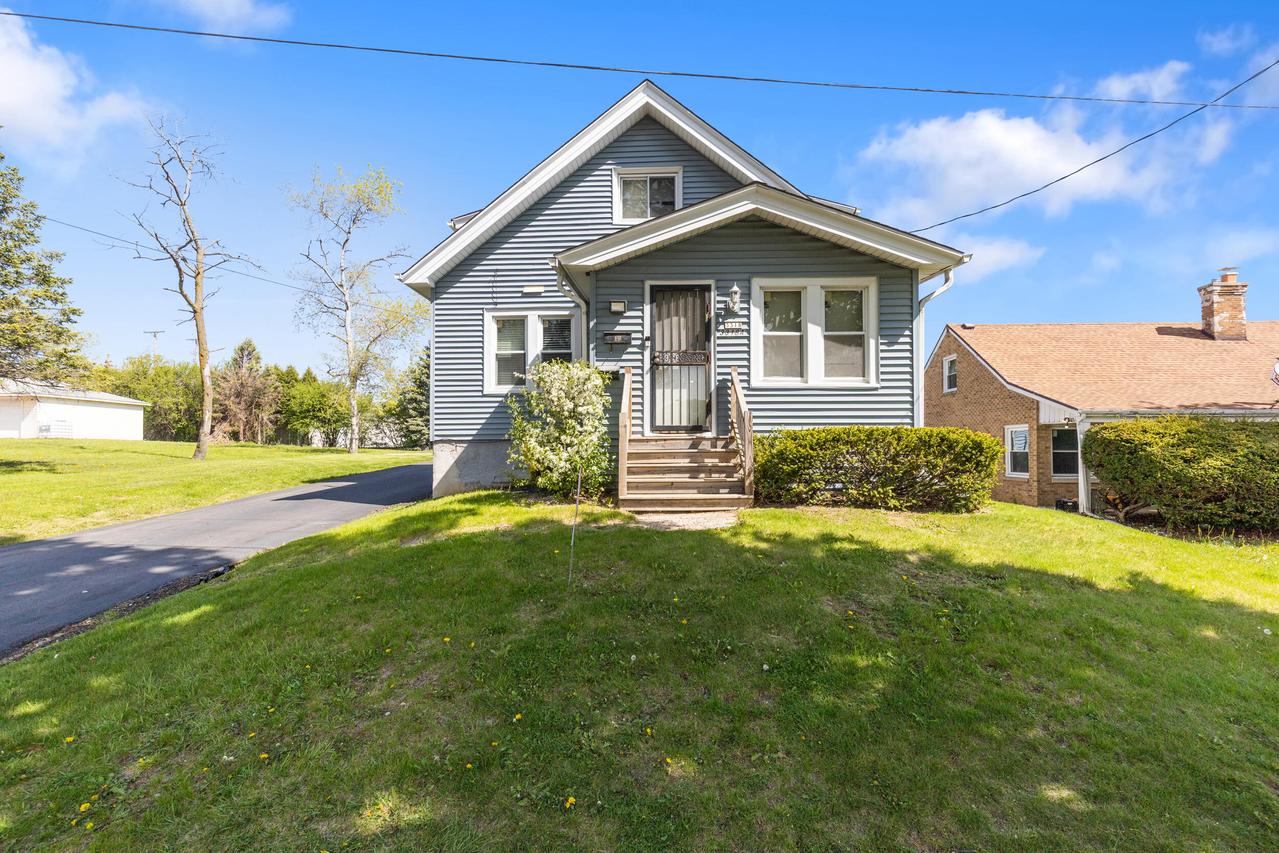 3318 W Florist Ave, Milwaukee, WI 53209