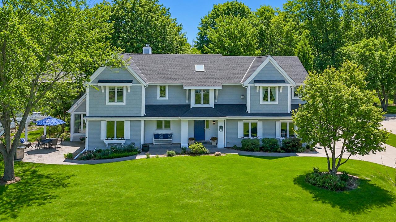 N23W28221 Beach Park, Delafield, WI 53072