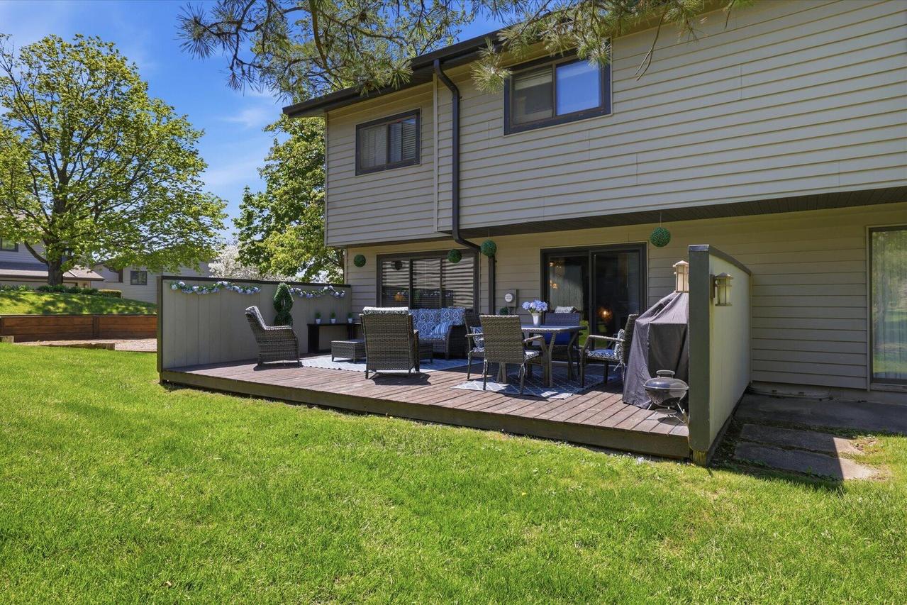 9179 N 70th St, Milwaukee, WI 53223