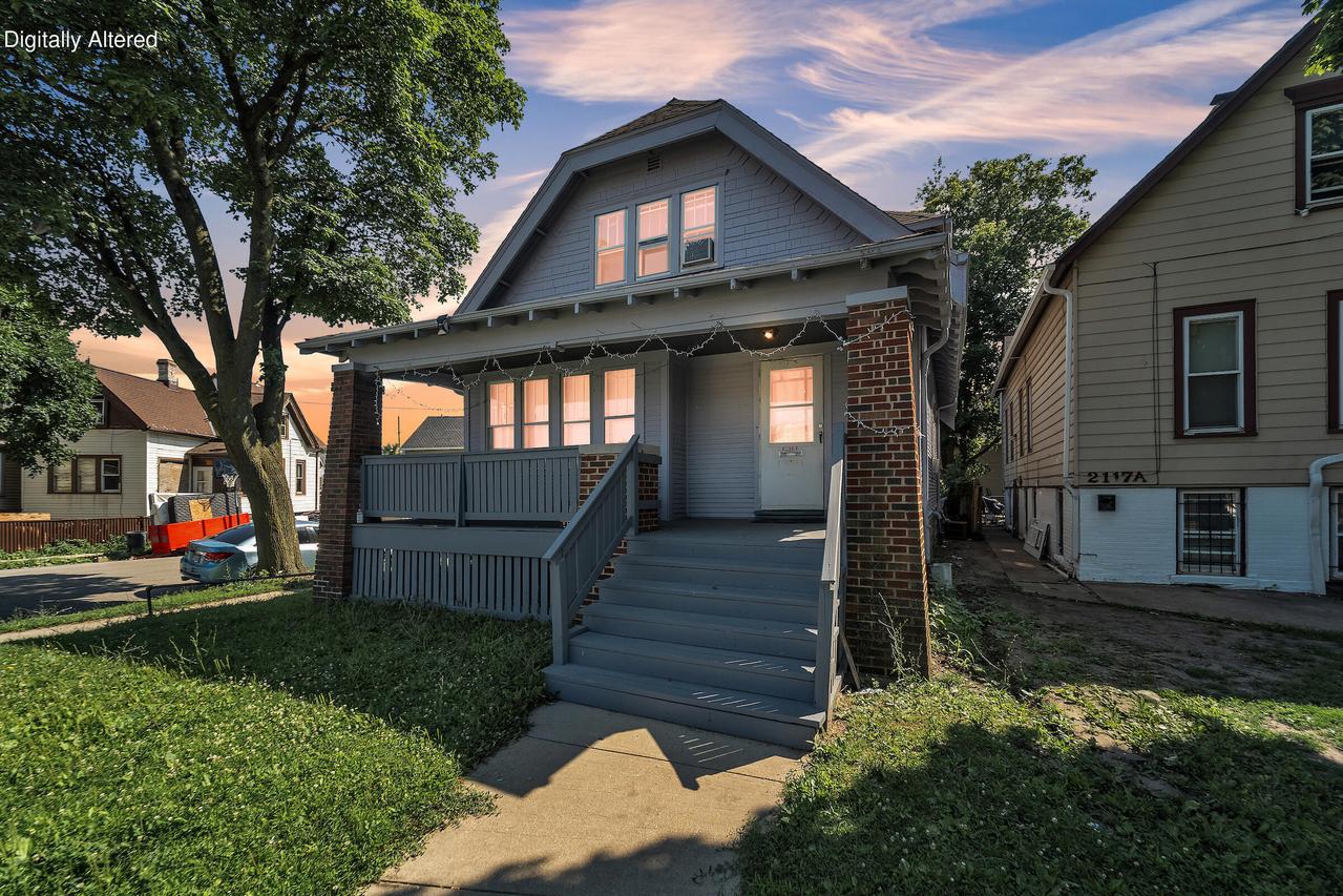 2111 W Burnham St #2111A, Milwaukee, WI 53204