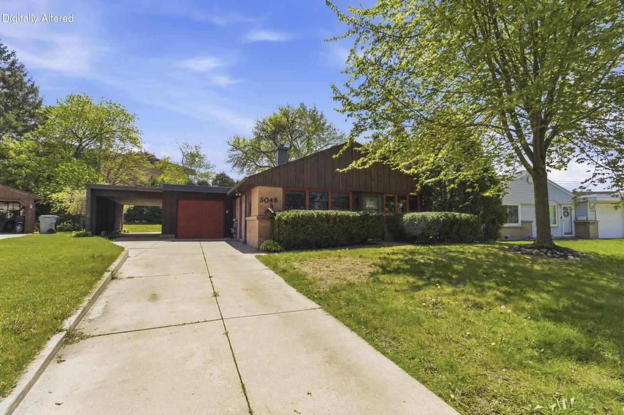 3048 S 57th St, Milwaukee, WI 53219