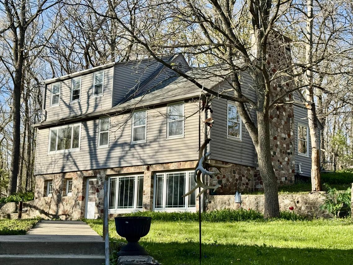 W228S8125 Guthrie Dr #8127, Vernon, WI 53103