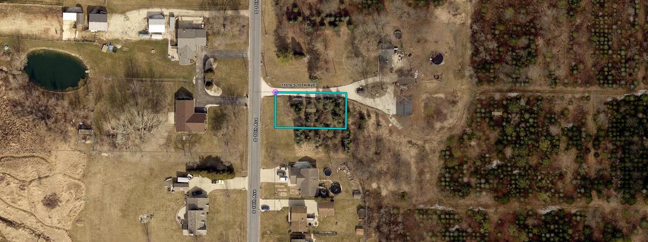 11016 S 10th Ave, Oak Creek, WI 53154