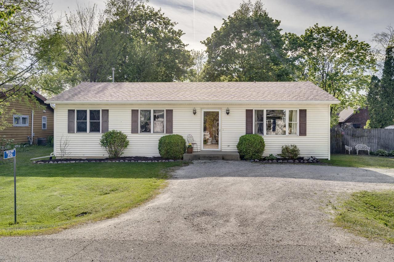 3516 Polk St, Dover, WI 53139