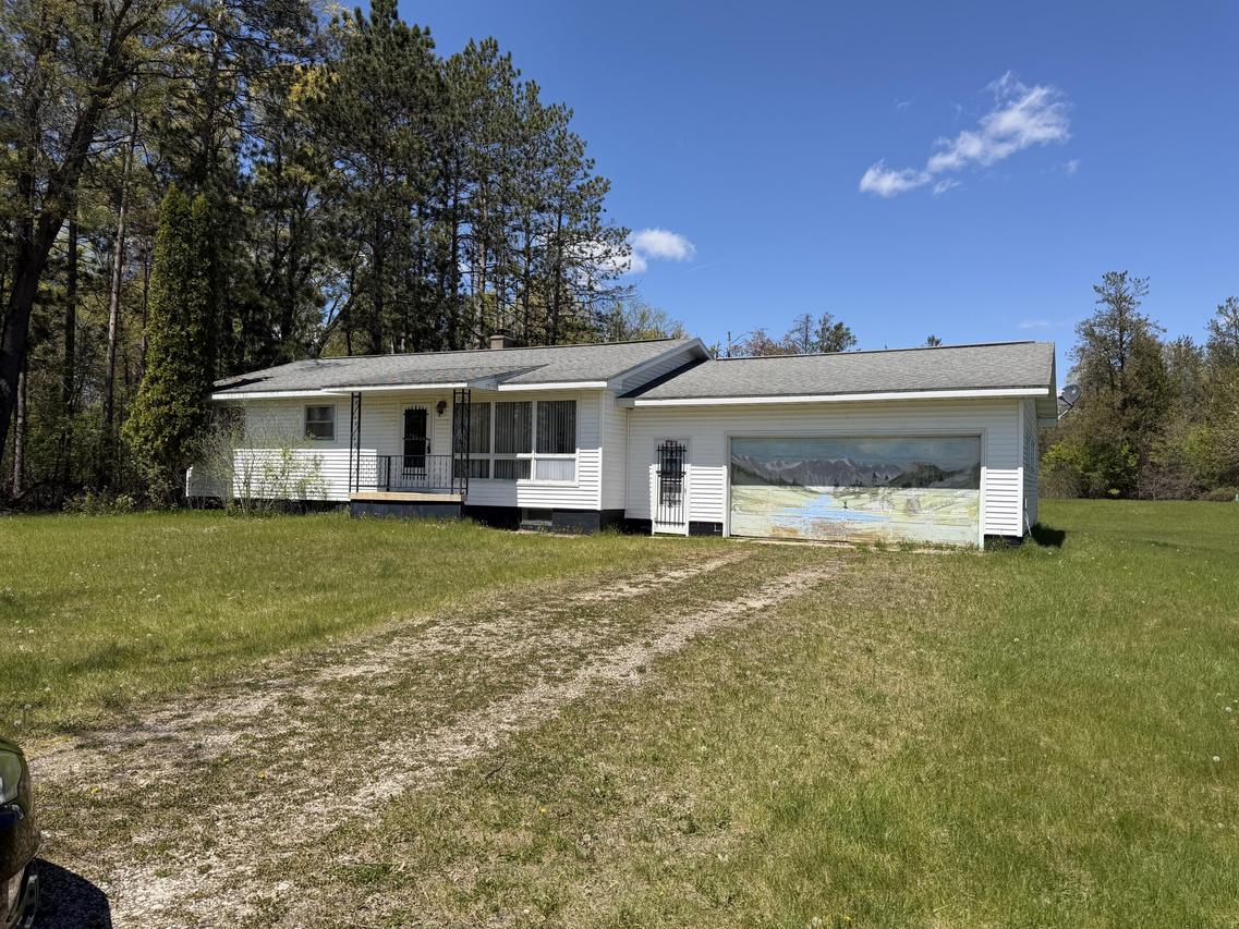 30570 Dove Ave, Byron, WI 54660