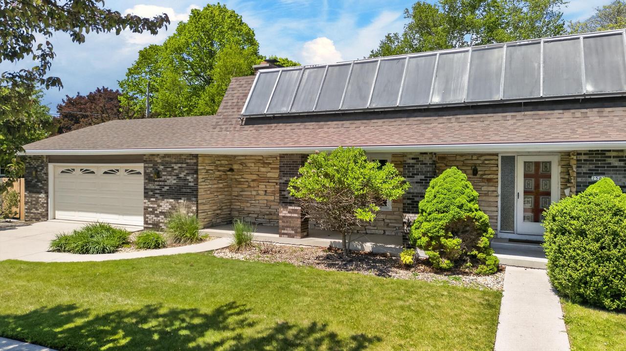 2506 Geele Ave, Sheboygan, WI 53083