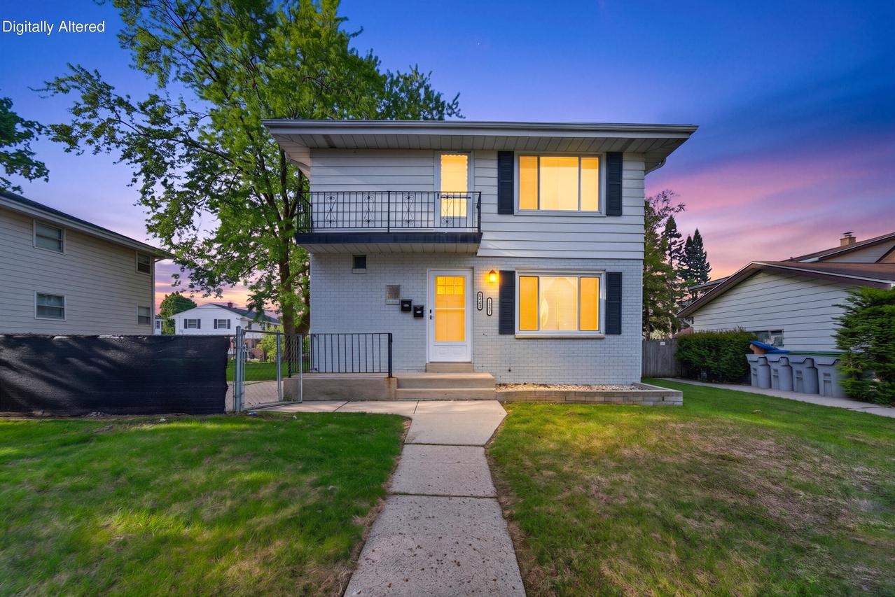 8937 W Tripoli Ave #8939, Milwaukee, WI 53228
