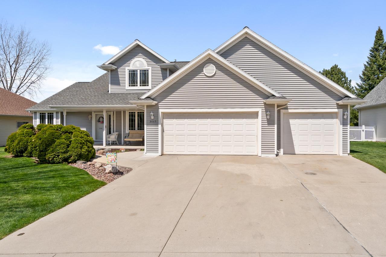 3445 Edinburgh Rd, Green Bay, WI 54311