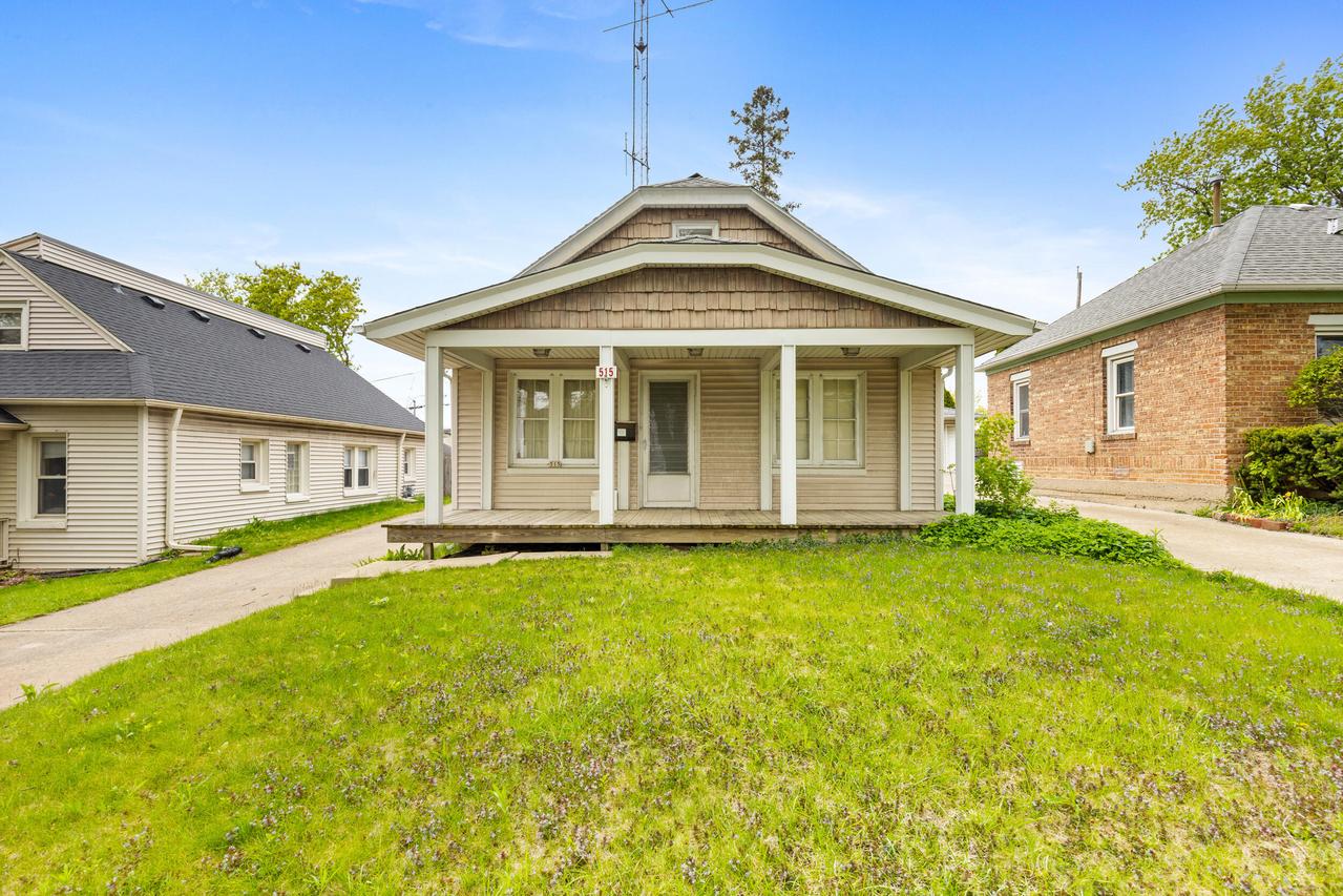 515 S 94th Pl, Milwaukee, WI 53214