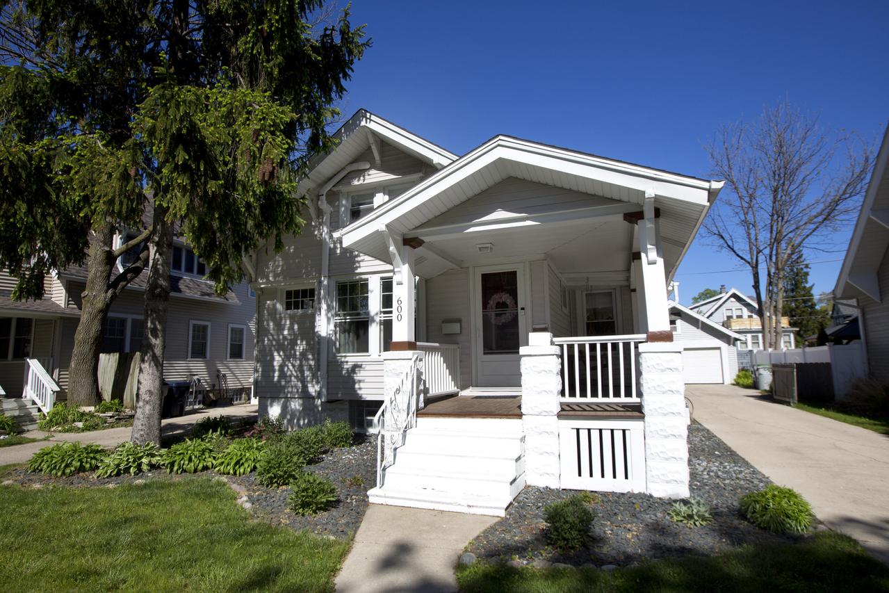 600 N 51st St, Milwaukee, WI 53208
