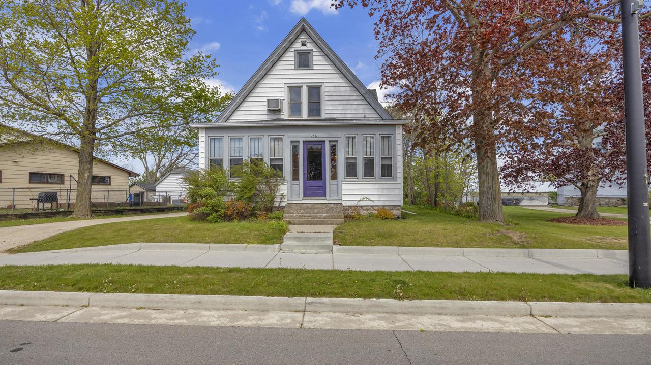 238 N Fond Du Lac Ave, Campbellsport, WI 53010