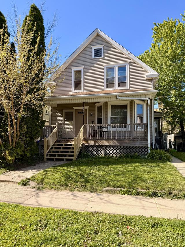2222 53rd St., Kenosha, WI 53140