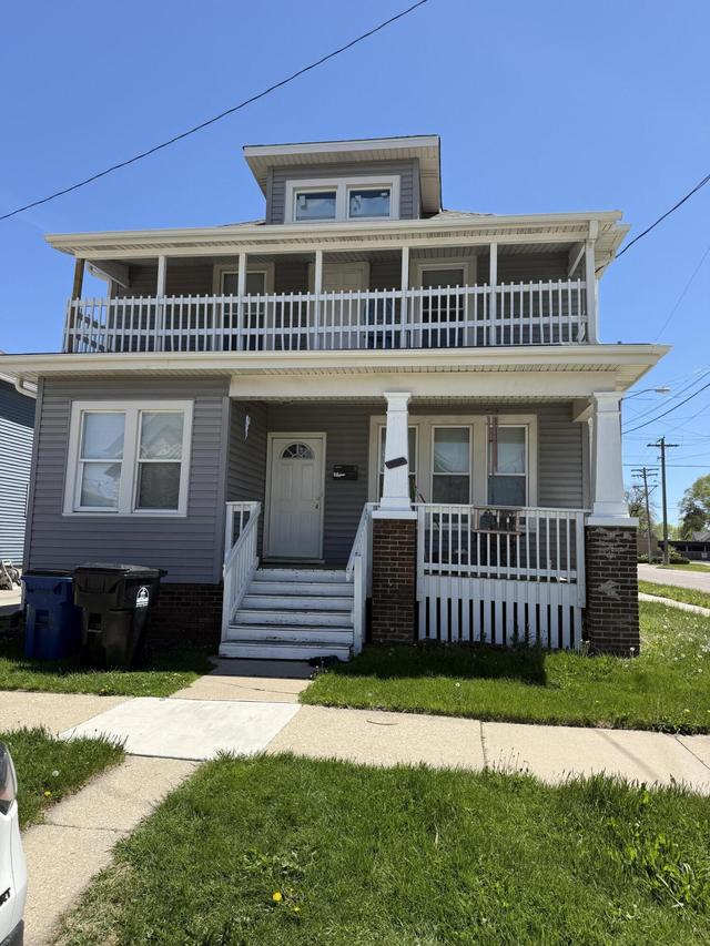 1701 Edgewood Ave, Racine, WI 53404