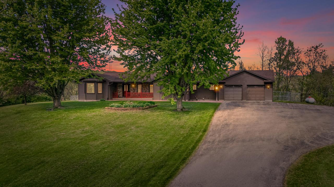 7208 Kate Ave, Leon, WI 54656