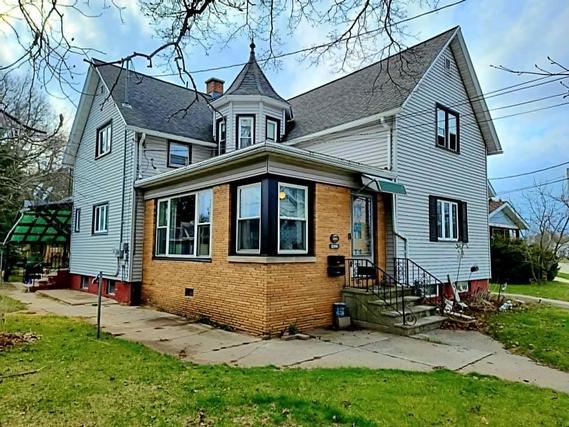 New Homes For Sale This Week That Attend Two Rivers High School: May 8th to May 14th