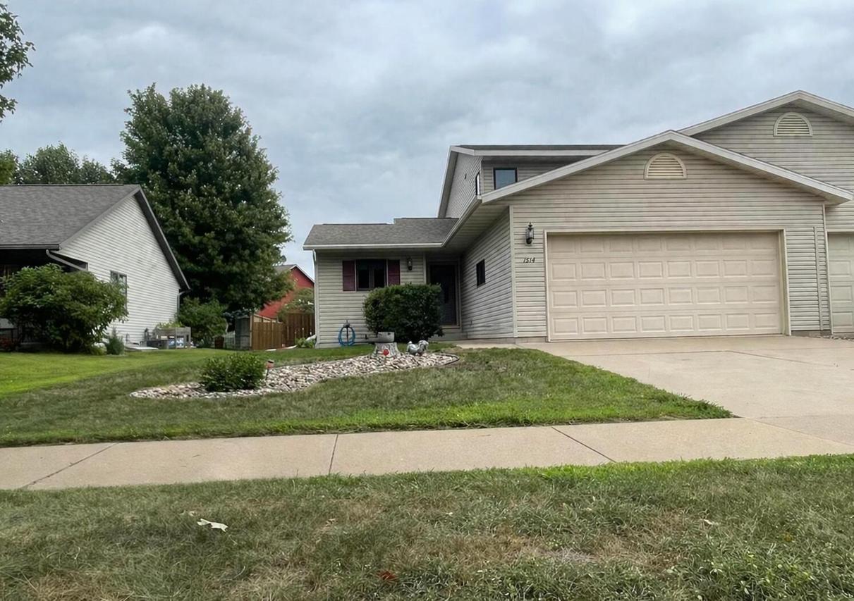 1514 Franklin St, Onalaska, WI 54650
