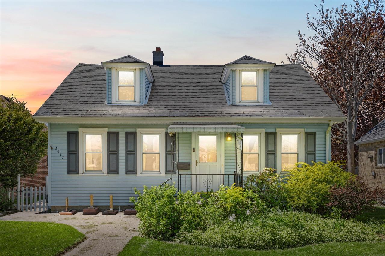 3947 S 1st Pl, Milwaukee, WI 53207