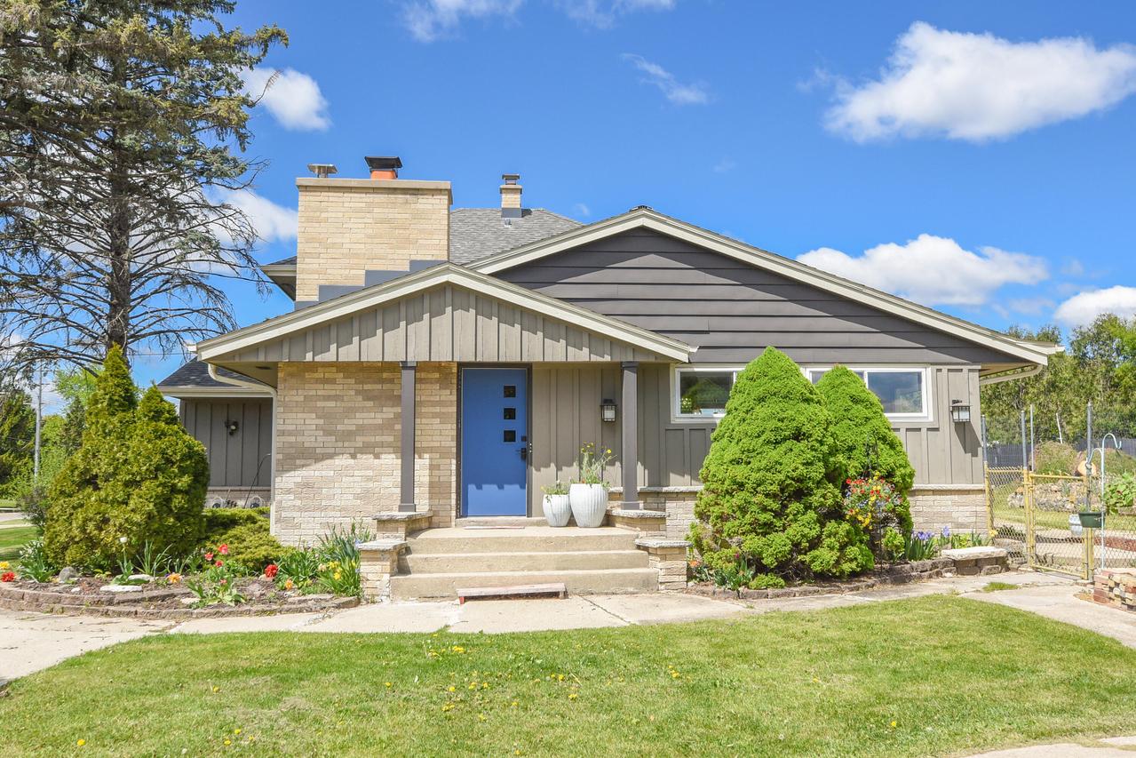 N48W16806 Lisbon Rd, Menomonee Falls, WI 53051