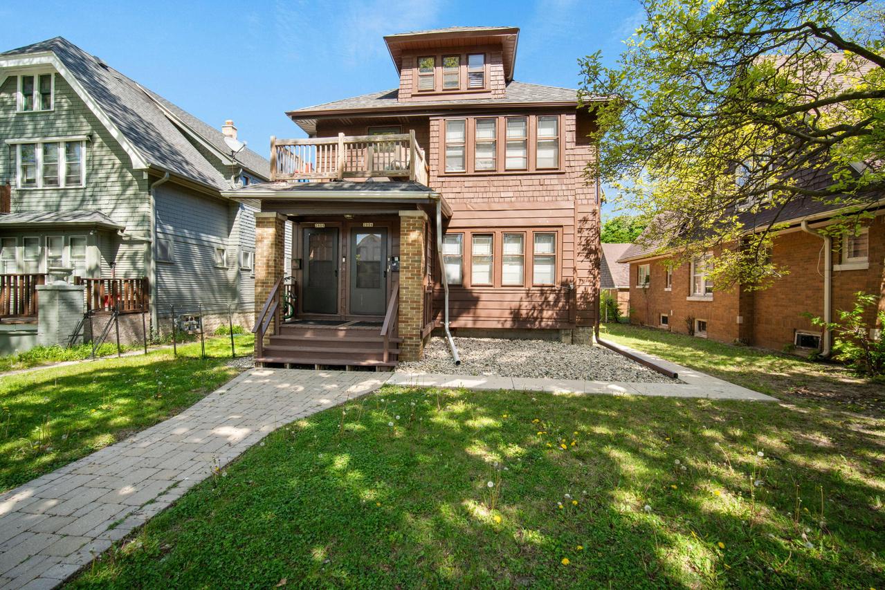 2806 N 54th St #2808, Milwaukee, WI 53210