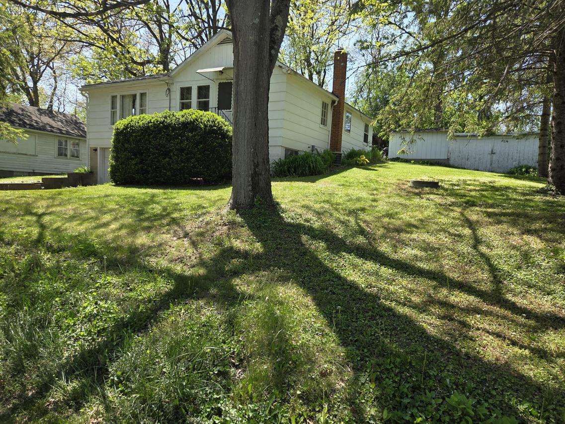 N6557 Forest Rd, Richmond, WI 53115