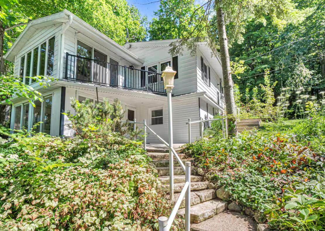 W5621 Wehmeyer St, Rhine, WI 53073