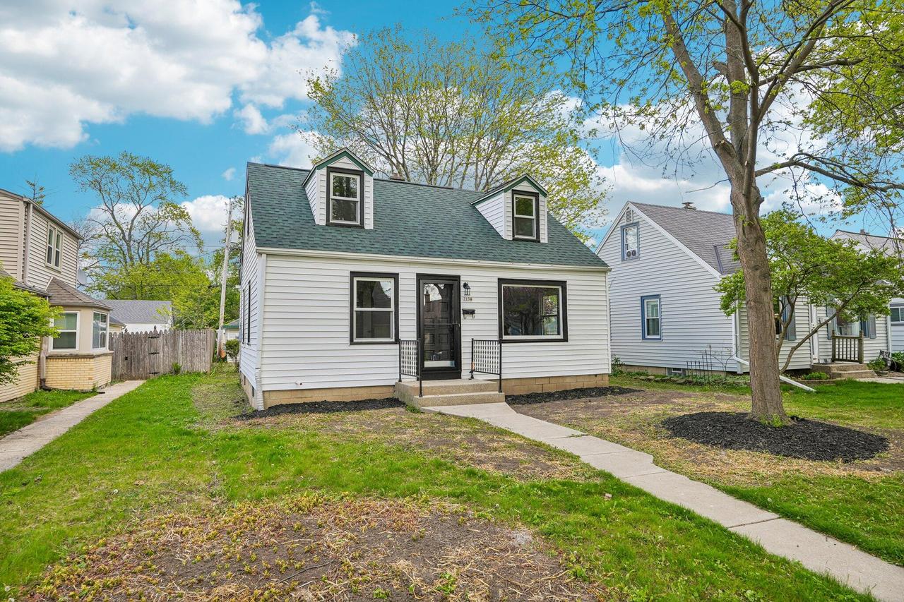 3158 N 79th St, Milwaukee, WI 53222