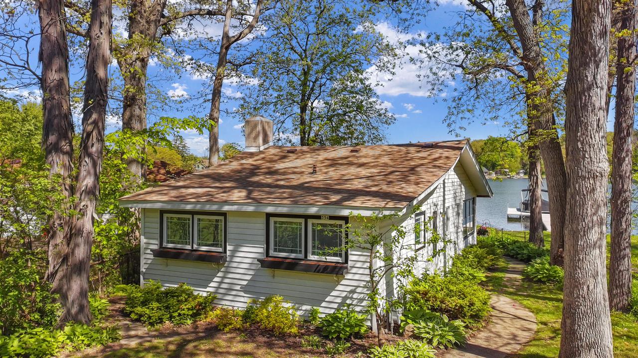 354 Indian Point, Twin Lakes, WI 53181
