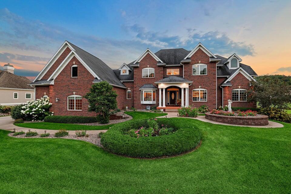 3312 Augusta Ln, Onalaska, WI 54650