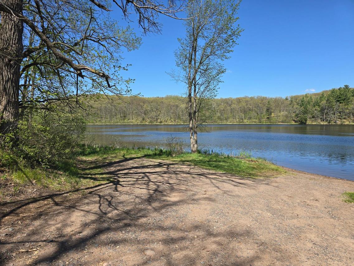 000 Dilly Lake, Spooner, WI 54801