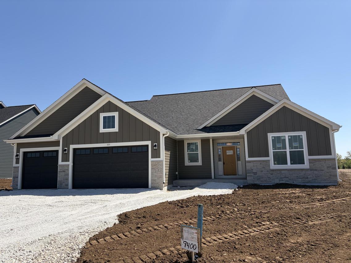 503 Talbot's Woods Dr #Lt36, Dousman, WI 53066